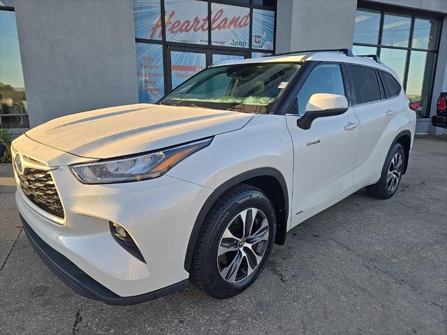 2020 Toyota Highlander Hybrid XLE 2020 Toyota Highlander Hybrid XLE