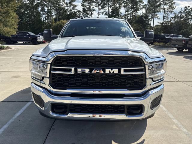 2024 RAM 3500 Tradesman Crew Cab 4x4 8 Box 2024 RAM 3500 Tradesman Crew Cab 4x4 8 Box