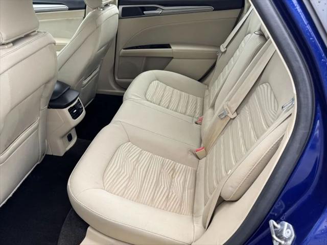 2016 Ford Fusion SE
