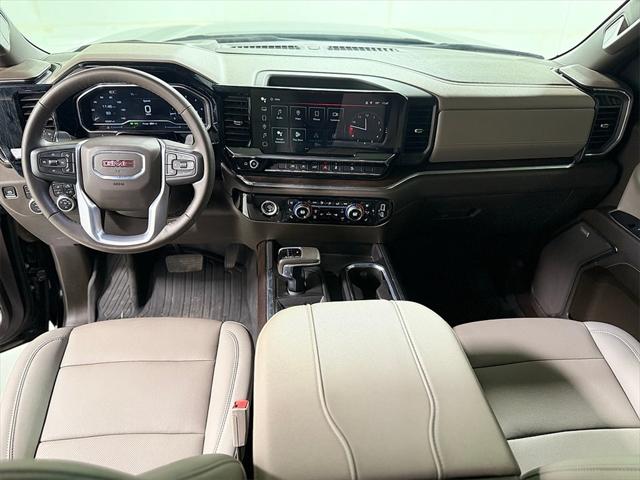 2024 GMC Sierra 1500 4WD Crew Cab Short Box SLT