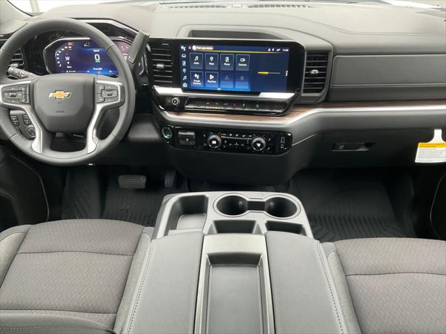 2026 Chevrolet Silverado 1500 4WD Crew Cab Standard Bed LT