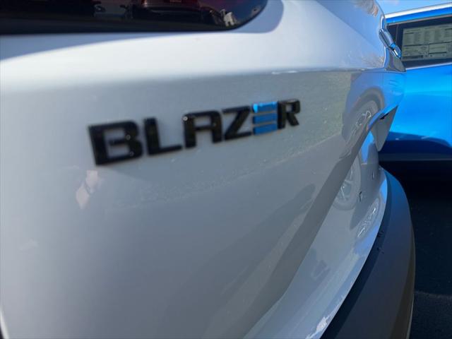 2026 Chevrolet V Blazer AWD LT