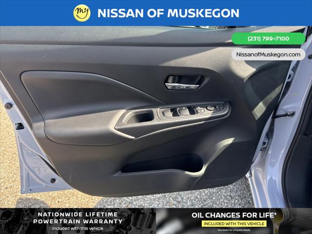 2025 Nissan Versa 1.6 SV