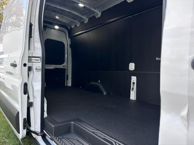 2026 Ford Transit Cargo Van T-350 148"""" EL Hi Rf 9500 GVWR RWD