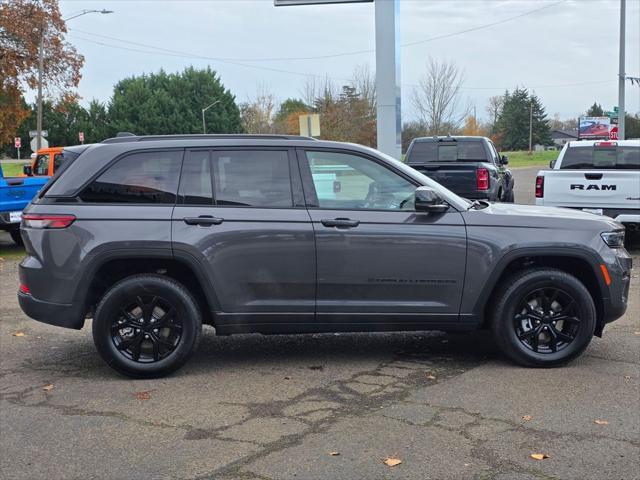 2025 Jeep Grand Cherokee Altitude X 4x4