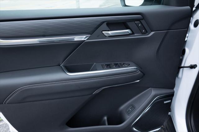 2026 GMC Acadia Elevation FWD