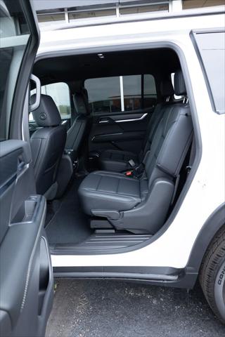 2026 GMC Acadia Elevation FWD