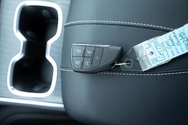 2026 GMC Acadia Elevation FWD