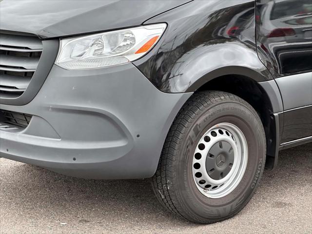 2024 Mercedes-Benz Sprinter 2500 High Roof 4-Cyl Diesel HO [8]