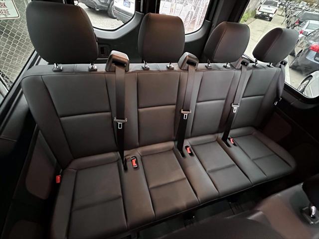 2024 Mercedes-Benz Sprinter 2500 High Roof 4-Cyl Diesel HO [14]