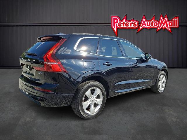 2022 Volvo XC60 B5 Momentum