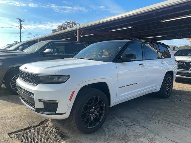 2025 Jeep Grand Cherokee GRAND CHEROKEE L SUMMIT 4X4 2025 Jeep Grand Cherokee GRAND CHEROKEE L SUMMIT 4X4