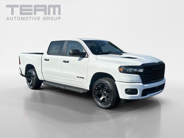 2026 RAM Ram 1500 RAM 1500 EXPRESS CREW CAB 4X4 57 BOX