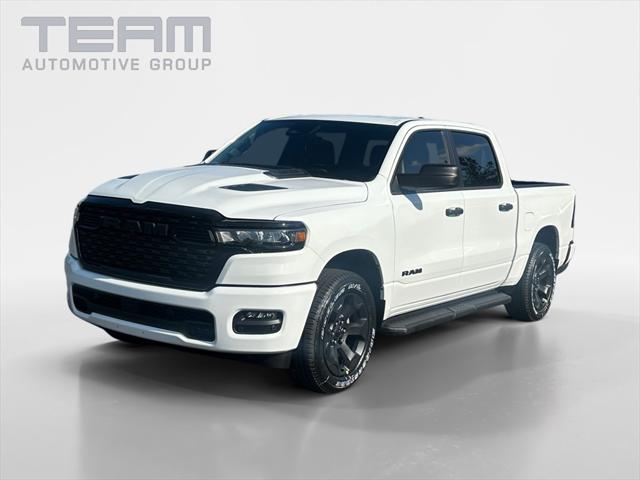 2026 RAM Ram 1500 RAM 1500 EXPRESS CREW CAB 4X4 57 BOX
