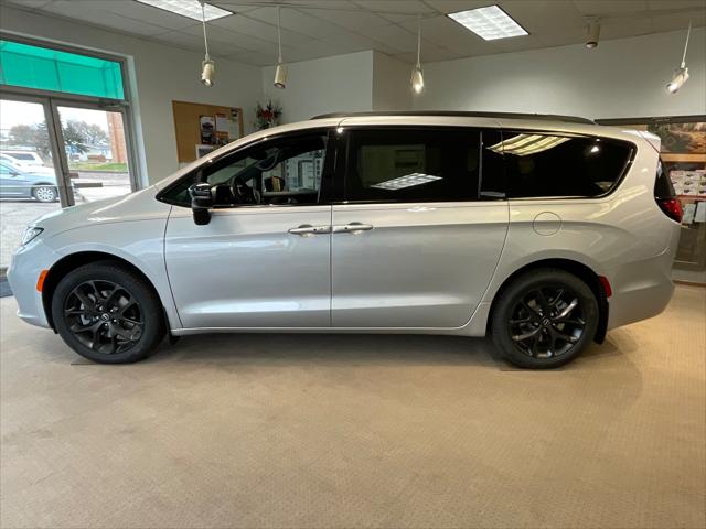 2026 Chrysler Pacifica PACIFICA LIMITED AWD 2026 Chrysler Pacifica PACIFICA LIMITED AWD