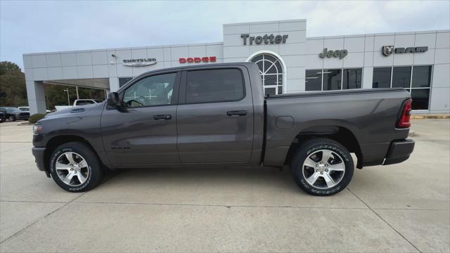 2025 Ram 1500 Tradesman Crew Cab 4x2 5'7" Box