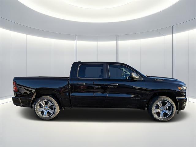 2026 RAM Ram 1500 RAM 1500 EXPRESS CREW CAB 4X2 57 BOX