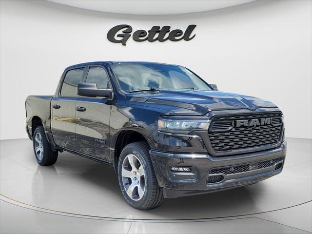 2026 RAM Ram 1500 RAM 1500 EXPRESS CREW CAB 4X2 57 BOX