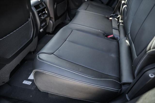 2025 Jeep Grand Cherokee Overland 4x4