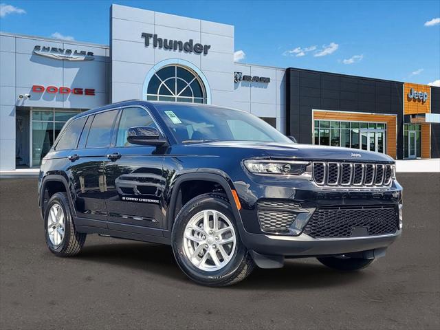 2025 Jeep Grand Cherokee GRAND CHEROKEE LAREDO X 4X2