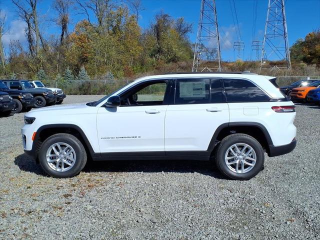 2025 Jeep Grand Cherokee GRAND CHEROKEE LAREDO X 4X4