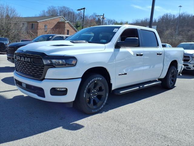 2026 RAM Ram 1500 RAM 1500 EXPRESS CREW CAB 4X4 57 BOX