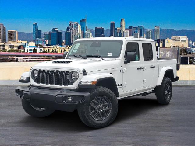 2026 Jeep Gladiator GLADIATOR SPORT S 4X4 2026 Jeep Gladiator GLADIATOR SPORT S 4X4