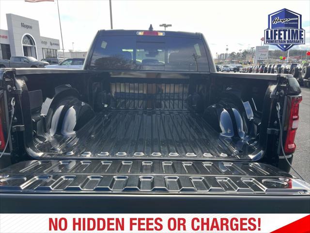 2026 RAM Ram 1500 RAM 1500 EXPRESS CREW CAB 4X4 57 BOX