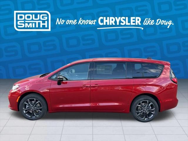 2026 Chrysler Pacifica PACIFICA SELECT AWD