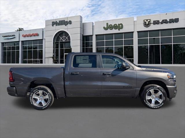 2026 RAM Ram 1500 RAM 1500 EXPRESS CREW CAB 4X2 57 BOX