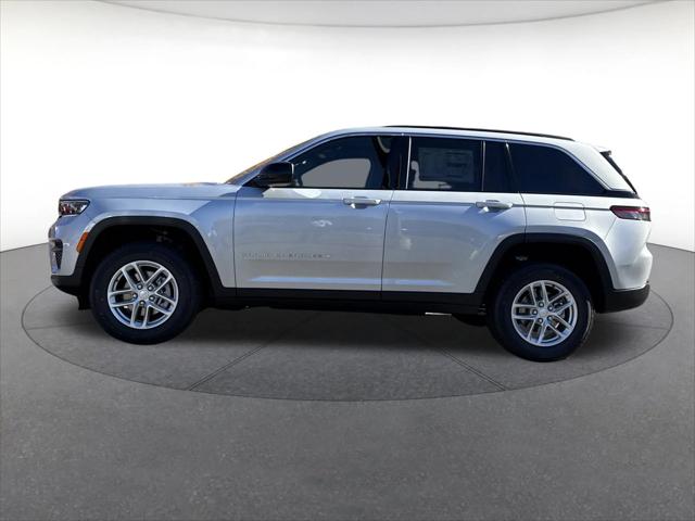 2025 Jeep Grand Cherokee GRAND CHEROKEE LAREDO X 4X4 2025 Jeep Grand Cherokee GRAND CHEROKEE LAREDO X 4X4
