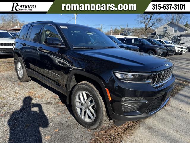 2025 Jeep Grand Cherokee GRAND CHEROKEE LAREDO X 4X4 2025 Jeep Grand Cherokee GRAND CHEROKEE LAREDO X 4X4