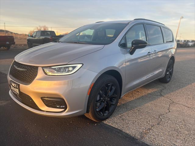 2026 Chrysler Pacifica PACIFICA LIMITED AWD