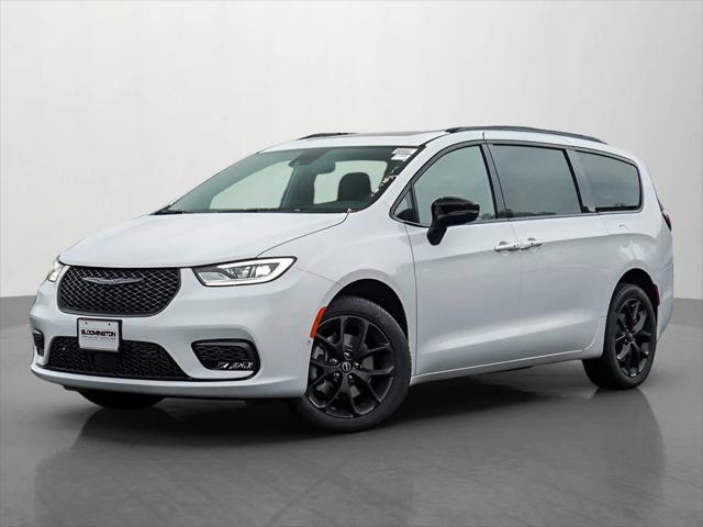 2026 Chrysler Pacifica PACIFICA LIMITED AWD