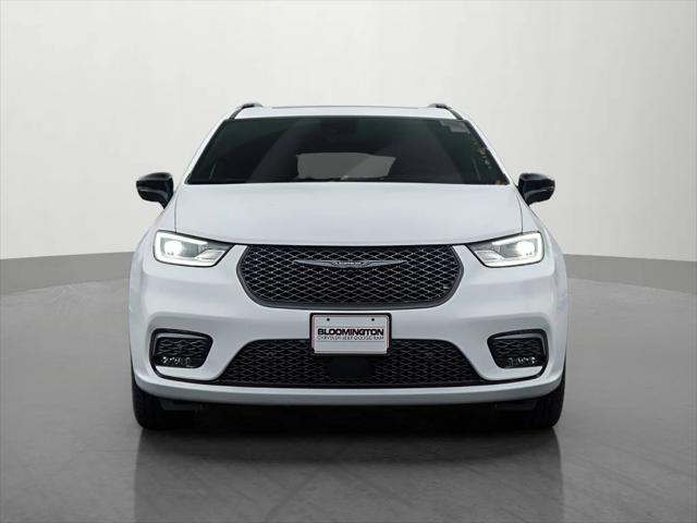 2026 Chrysler Pacifica PACIFICA LIMITED AWD
