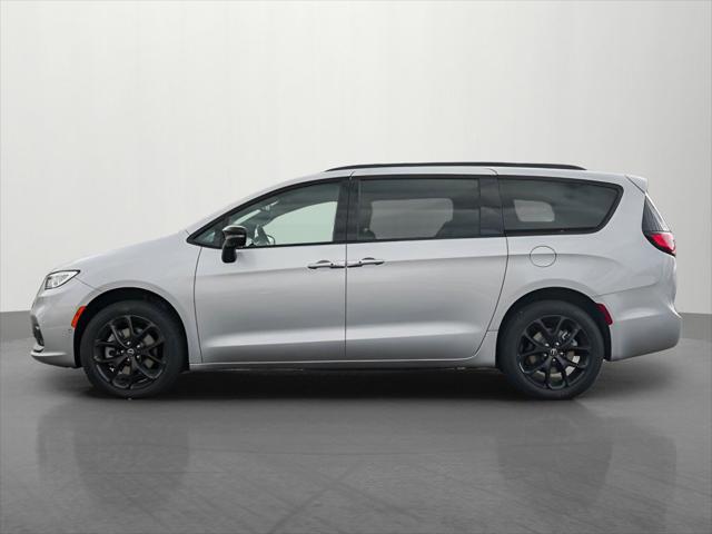 2026 Chrysler Pacifica PACIFICA LIMITED AWD