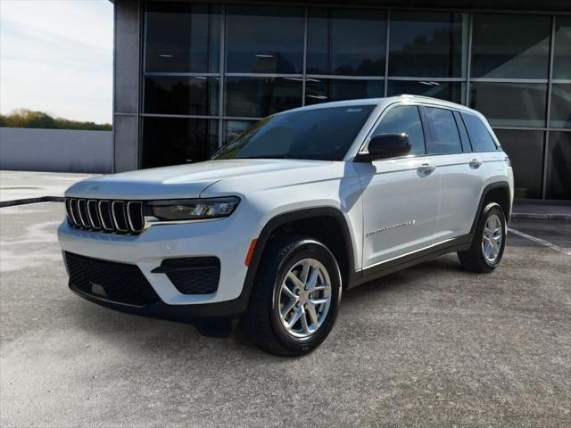 2025 Jeep Grand Cherokee GRAND CHEROKEE LAREDO X 4X2