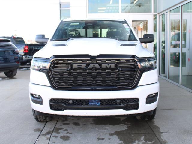 2026 RAM Ram 1500 RAM 1500 EXPRESS CREW CAB 4X4 57 BOX