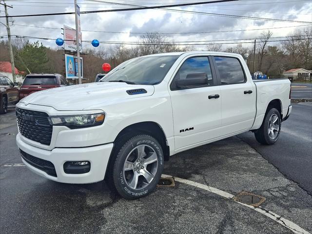2025 RAM 1500 Tradesman Crew Cab 4x4 57 Box 2025 RAM 1500 Tradesman Crew Cab 4x4 57 Box