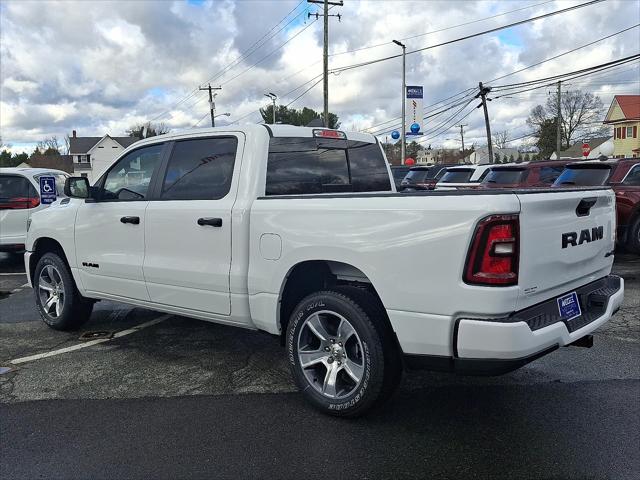 2025 Ram 1500 Tradesman Crew Cab 4x4 5'7" Box