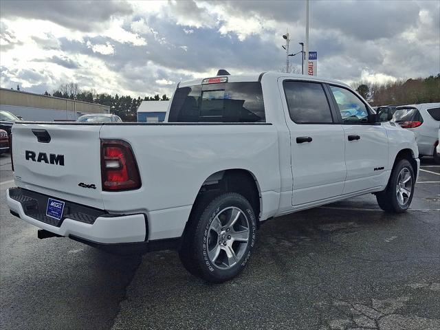 2025 Ram 1500 Tradesman Crew Cab 4x4 5'7" Box