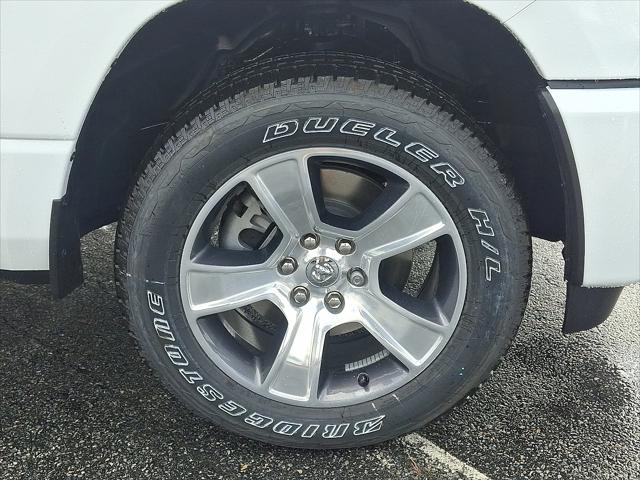 2025 Ram 1500 Tradesman Crew Cab 4x4 5'7" Box