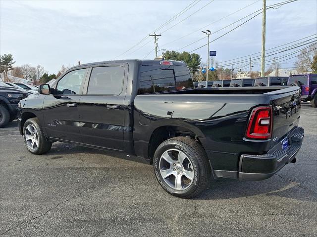 2025 Ram 1500 Tradesman Crew Cab 4x4 5'7" Box