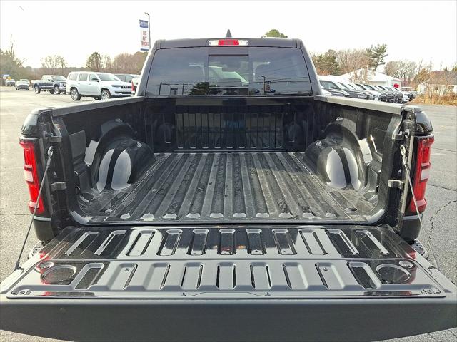 2025 Ram 1500 Tradesman Crew Cab 4x4 5'7" Box