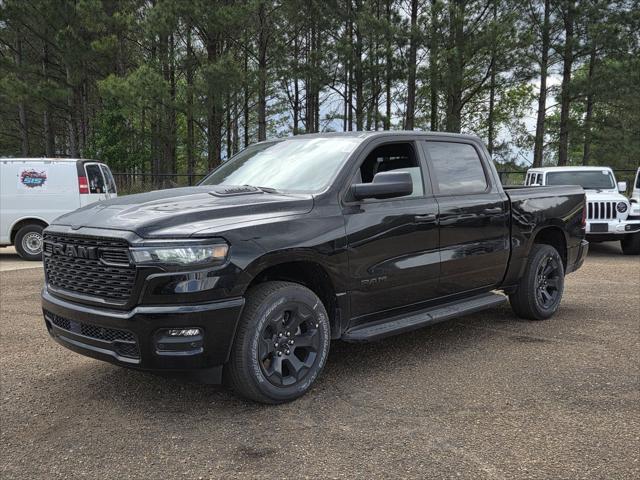2026 RAM Ram 1500 RAM 1500 EXPRESS CREW CAB 4X4 57 BOX