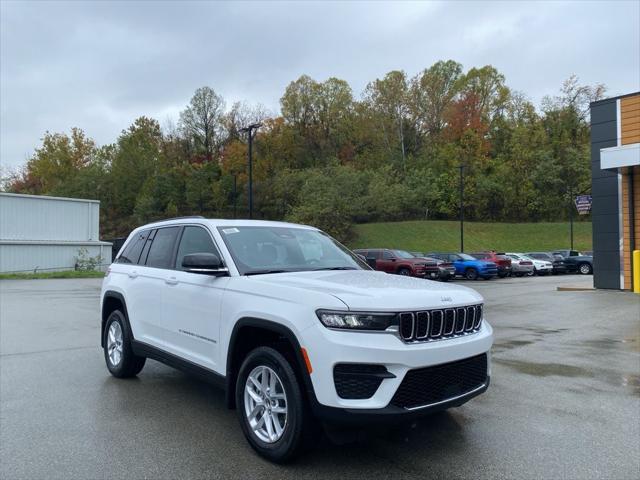 2025 Jeep Grand Cherokee GRAND CHEROKEE LAREDO X 4X4 2025 Jeep Grand Cherokee GRAND CHEROKEE LAREDO X 4X4