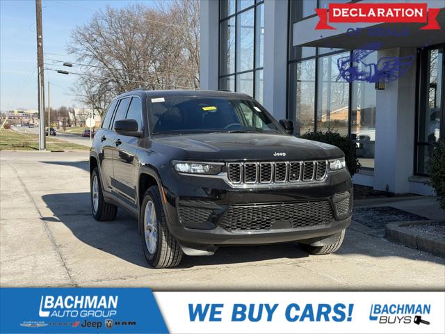2025 Jeep Grand Cherokee GRAND CHEROKEE LAREDO X 4X4 2025 Jeep Grand Cherokee GRAND CHEROKEE LAREDO X 4X4