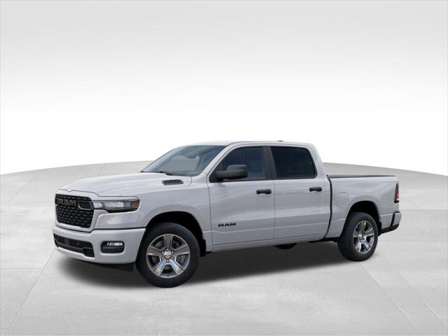 2026 RAM Ram 1500 RAM 1500 EXPRESS CREW CAB 4X4 57 BOX