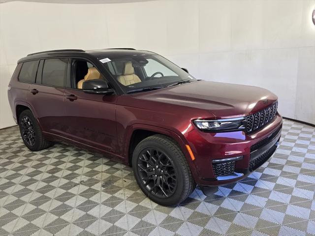 2025 Jeep Grand Cherokee GRAND CHEROKEE L SUMMIT 4X4