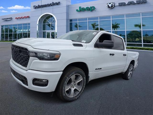 2026 RAM Ram 1500 RAM 1500 EXPRESS CREW CAB 4X2 57 BOX